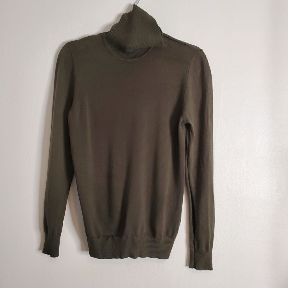 New -Green knit turtleneck sweater Size L